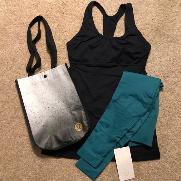 lululemon athletica Pants - Lululemon Zone In Crop compression yoga pants